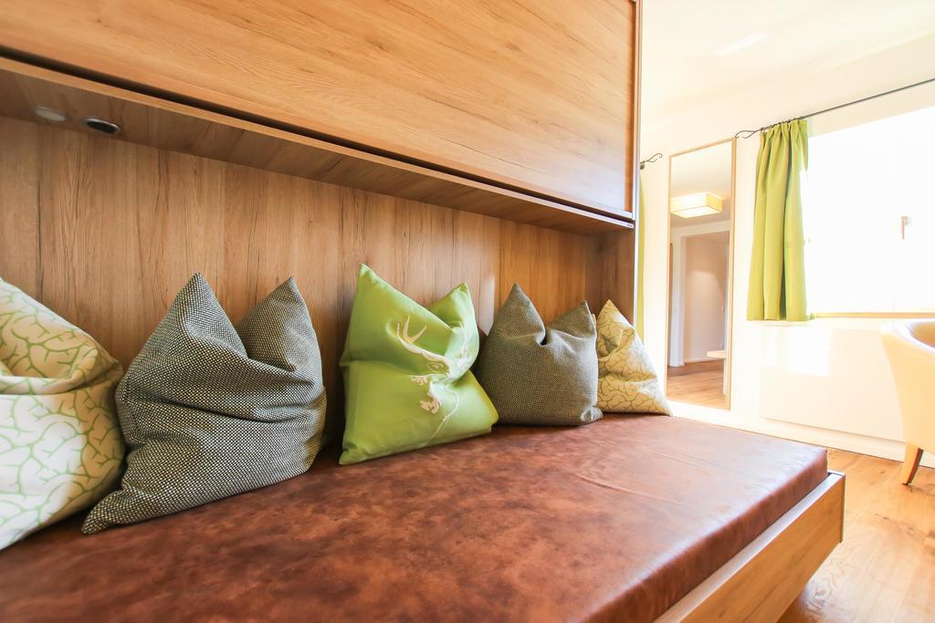Hotel - Wirts'Haus "Zum Schweizer" ローファー エクステリア 写真