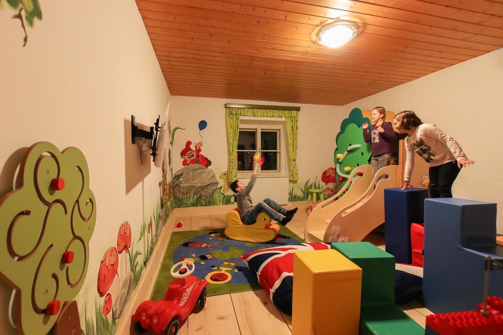Hotel - Wirts'Haus "Zum Schweizer" ローファー エクステリア 写真