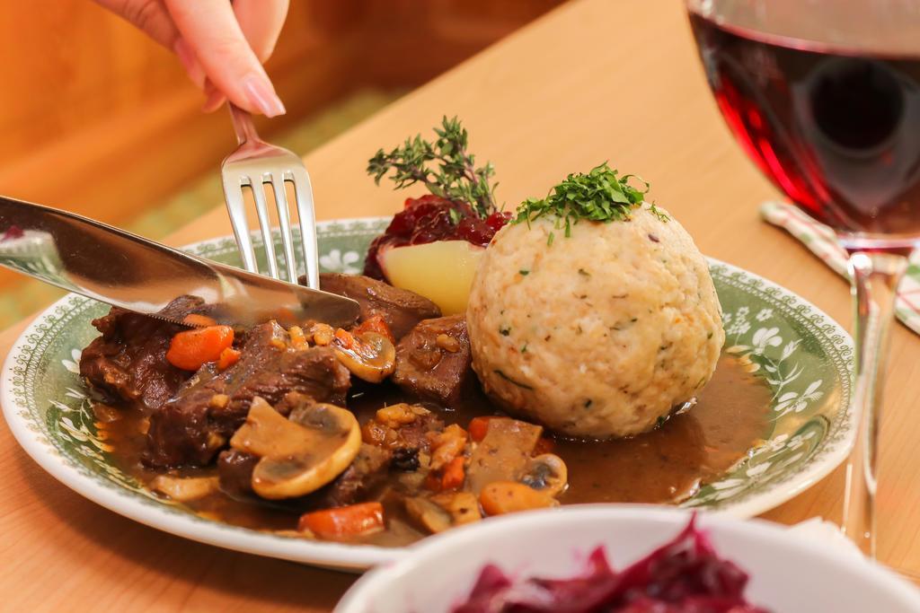 Hotel - Wirts'Haus "Zum Schweizer" ローファー エクステリア 写真