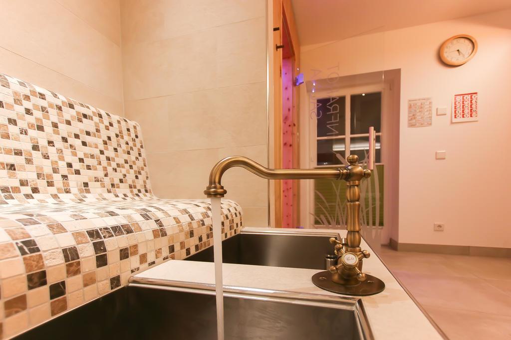 Hotel - Wirts'Haus "Zum Schweizer" ローファー エクステリア 写真